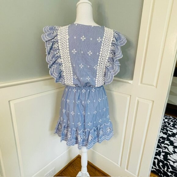 BB Dakota NWT Ruffled Embroidered Eyelet Blue & White Dress Medium - Picture 9 of 11